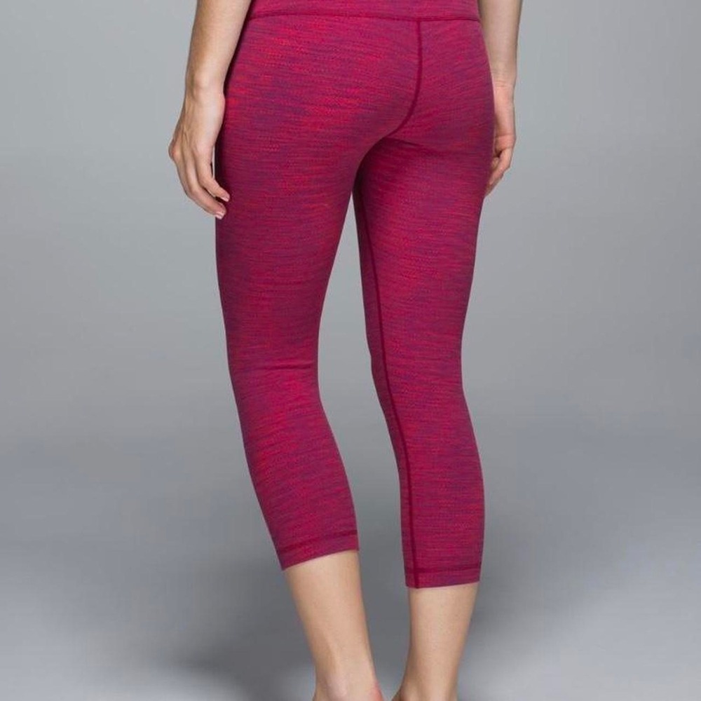 Lululemon Wunder Under Crop II size 6‎